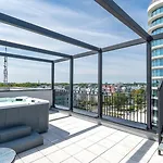 Prywatne W Baltic Park Z Jacuzzi, Sun & Snow Apartman