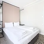 Prywatne W Baltic Park Z Jacuzzi, Sun & Snow سفينويتشي